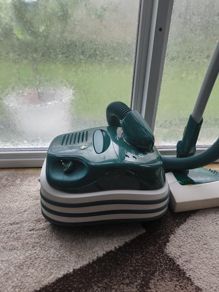 VORWERK TIGER 260 – Aspirapolvere a traino